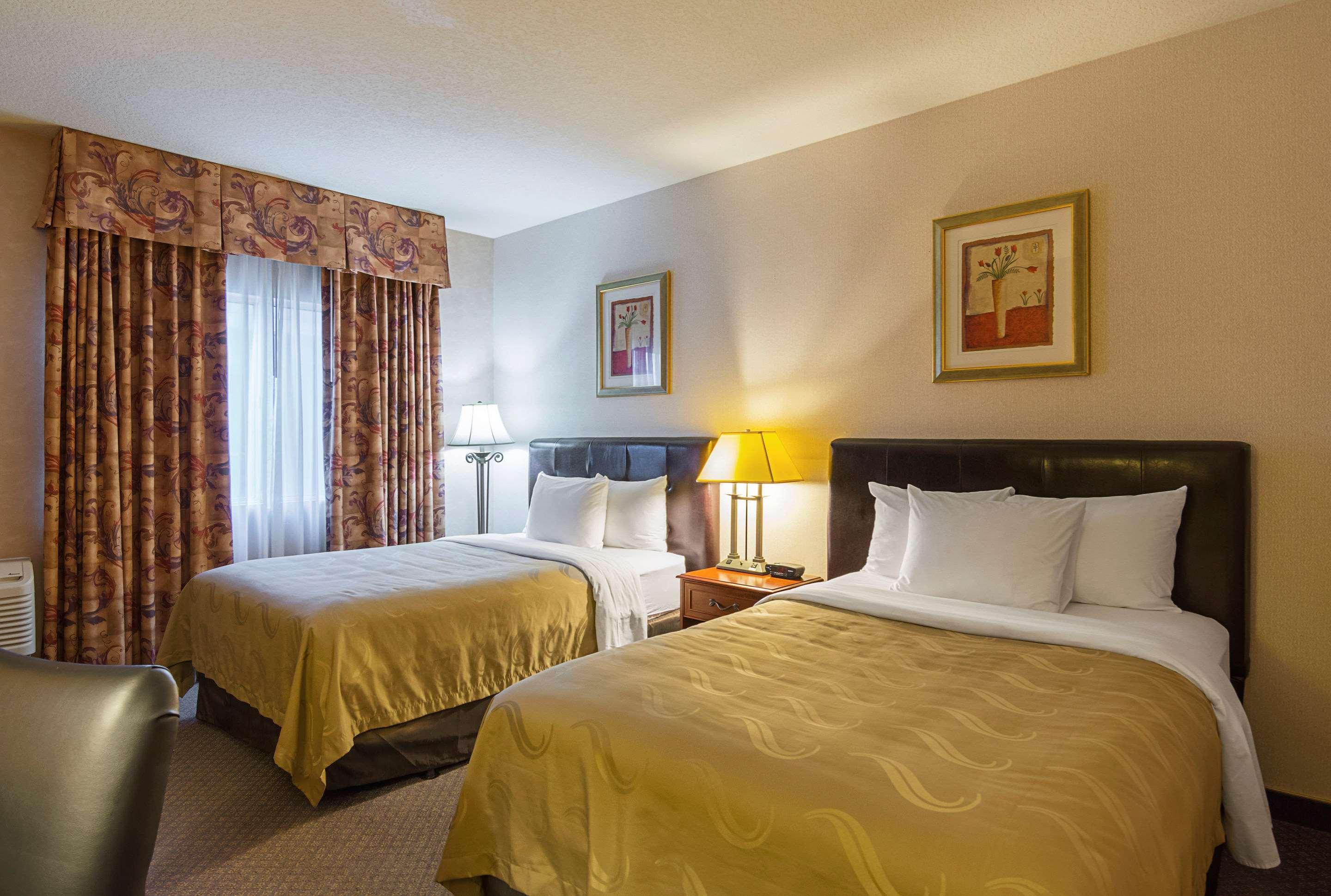 Quality Inn Fresno Yosemite Airport Exterior photo