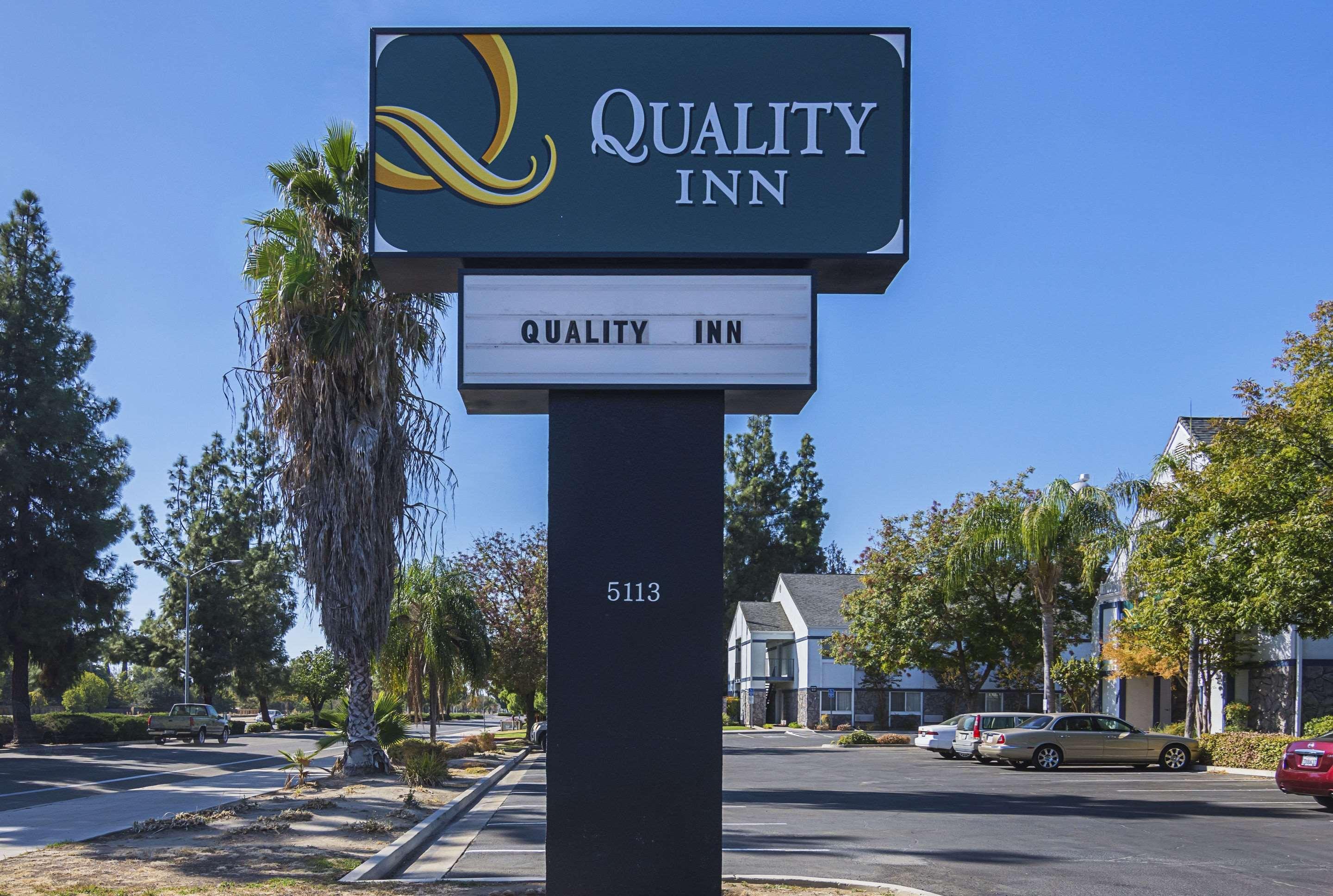 Quality Inn Fresno Yosemite Airport Exterior photo